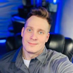 Schieler Mew Service Lifter CEO